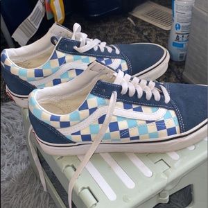 Checked vans
